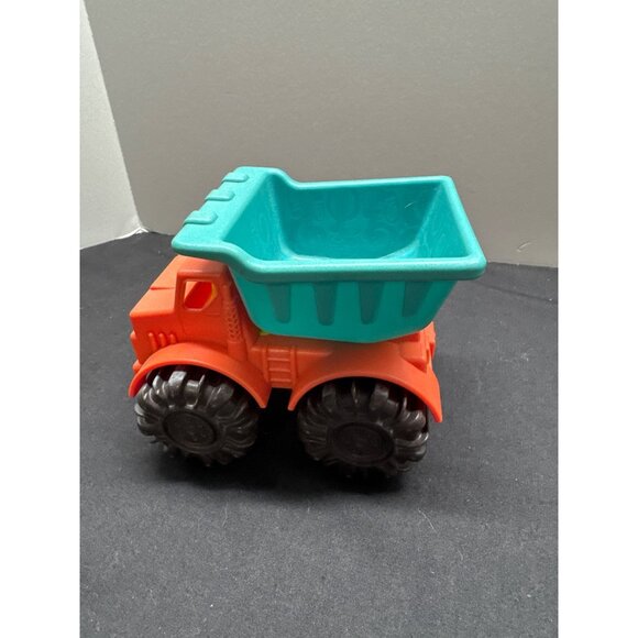 Battat Coastal Cruiser Sand Orange Blue Dump Truck Toy For Kids - Picture 2 of 9